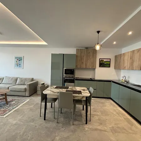 Dioneida Apartment *