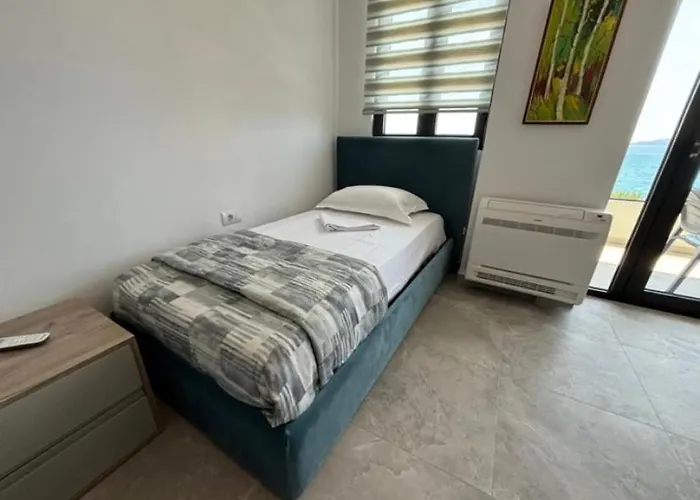 アパート Dioneida